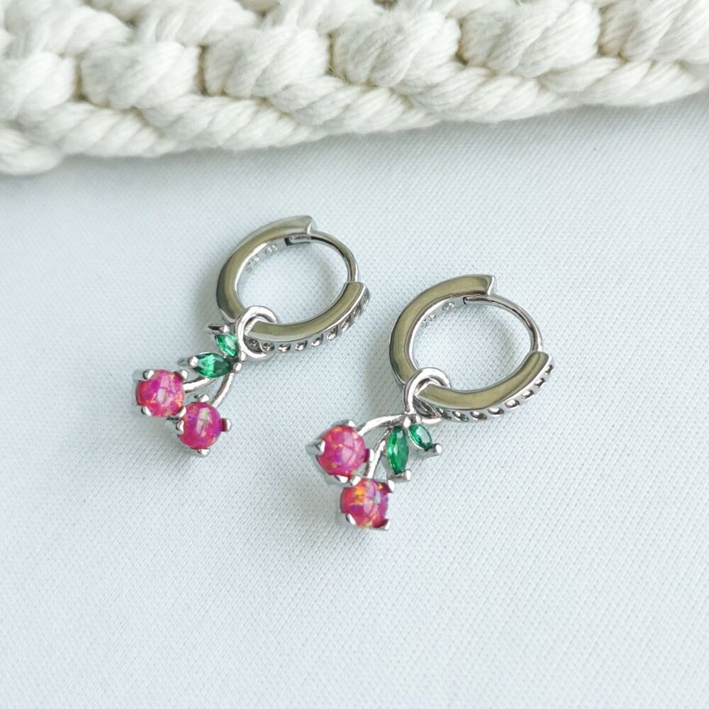 Kendra Scott Cherry Silver Berry Kyocera Opal Earring - Picture 3 of 4